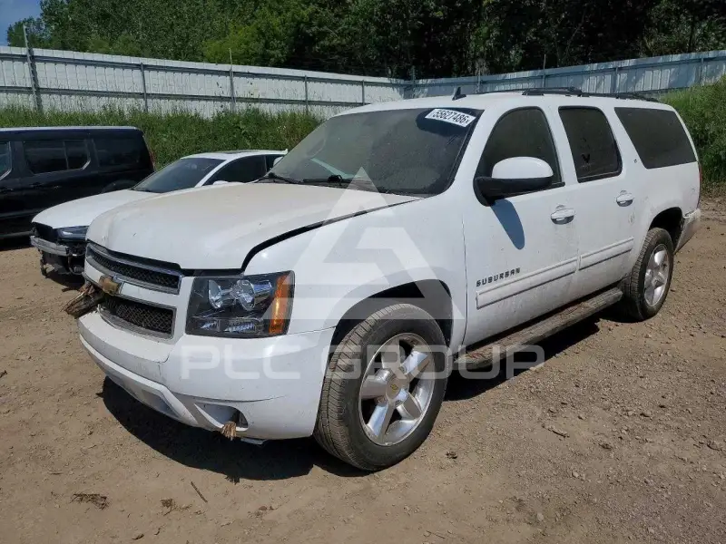 2010 Chevrolet Suburan photo