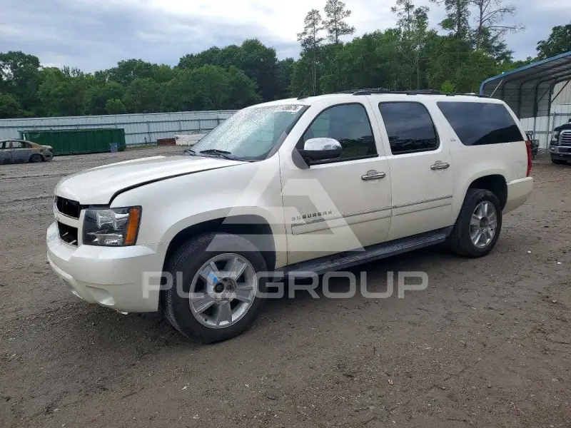 2010 Chevrolet Suburan photo