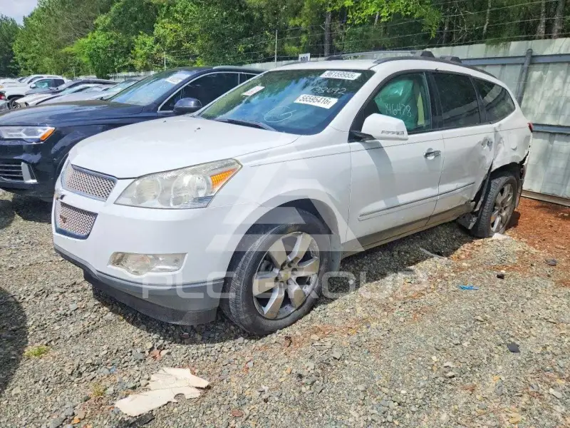 2010 Chevrolet TRAVERSE фото