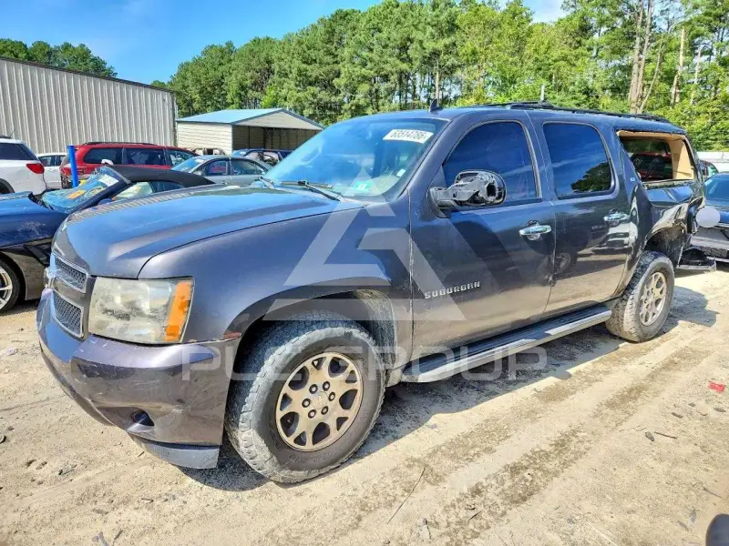 2010 Chevrolet Suburan фото