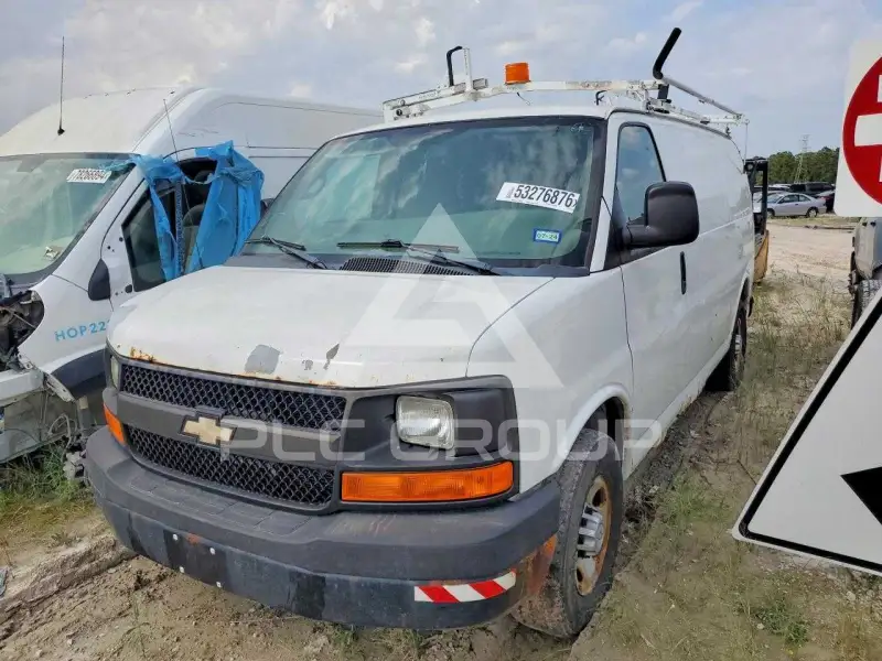 2010 Chevrolet Express фото