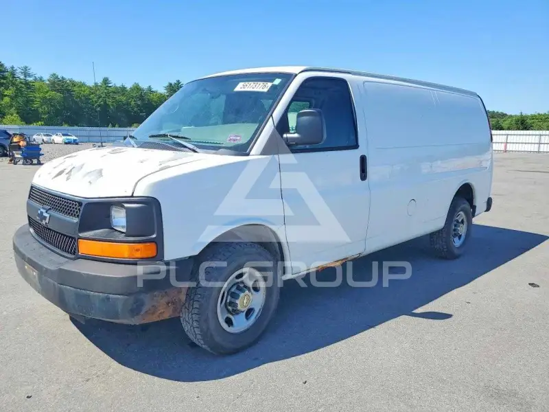 2010 Chevrolet Express фото