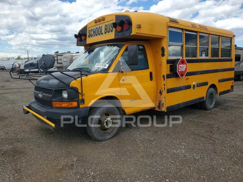 2010 Chevrolet Express фото