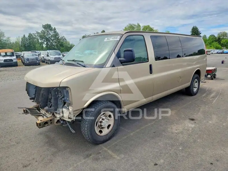 2010 Chevrolet Express фото