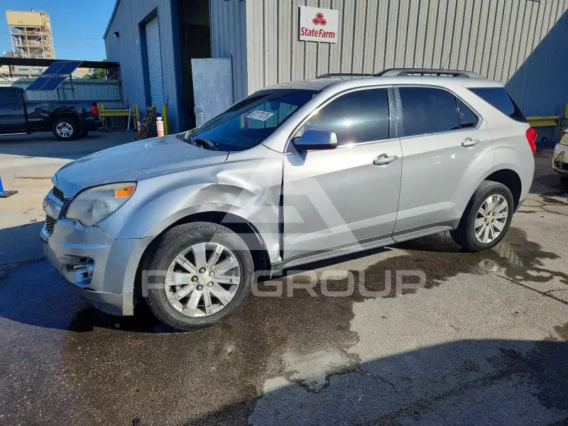2010 Chevrolet Equinox photo