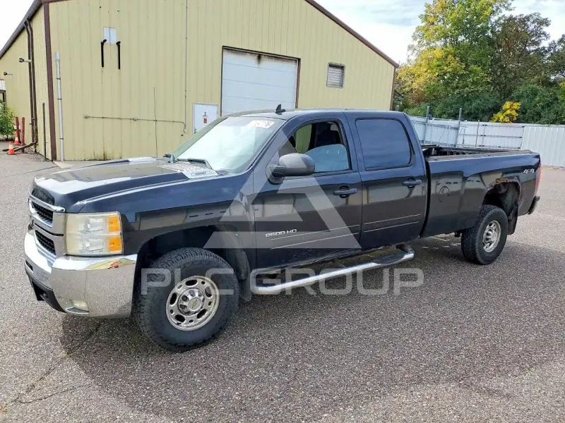 2010 Chevrolet Silverado photo