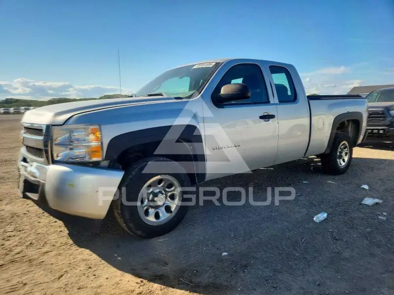 2010 Chevrolet Silverado photo