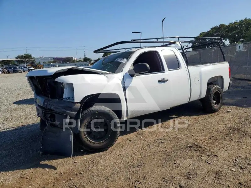 2010 Chevrolet Silverado photo