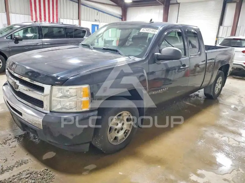 2010 Chevrolet Silverado photo