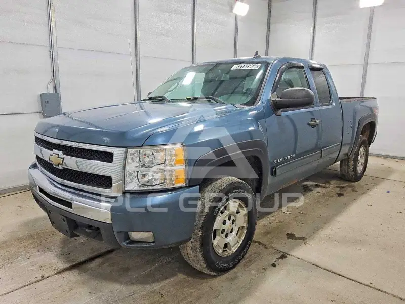 2010 Chevrolet Silverado photo