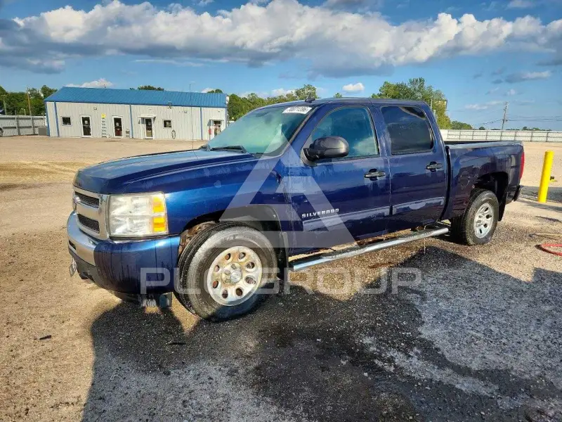 2010 Chevrolet Silverado photo