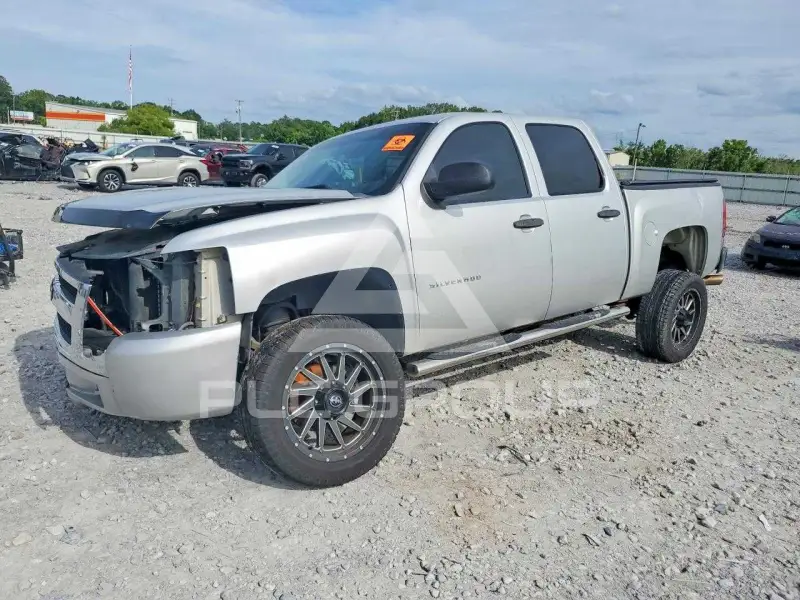 2010 Chevrolet Silverado photo