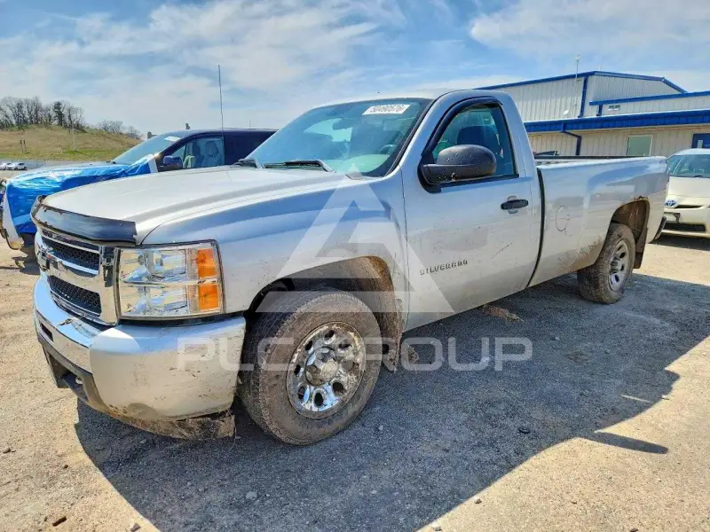 2010 Chevrolet Silverado photo