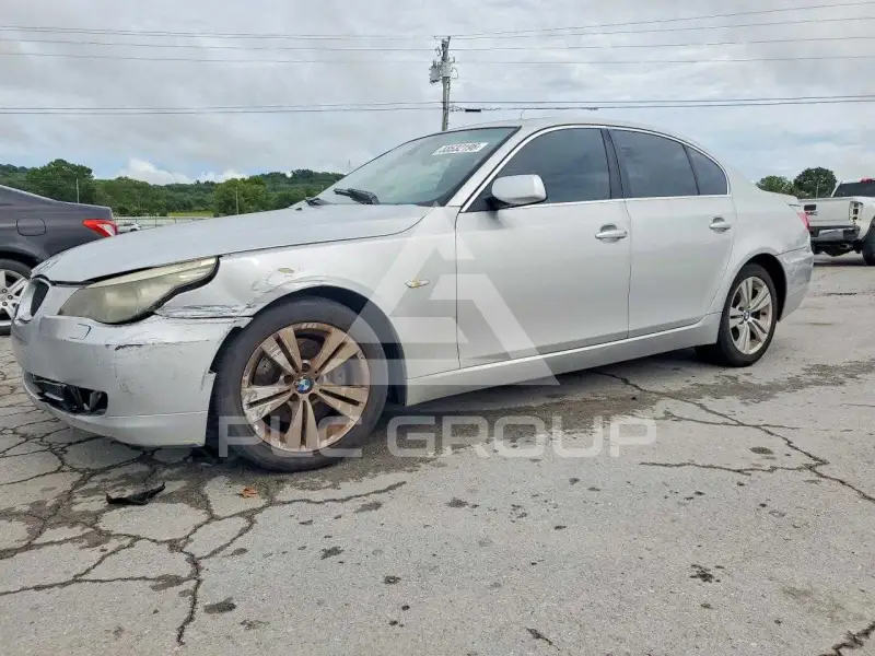 2010 BMW 528 фото