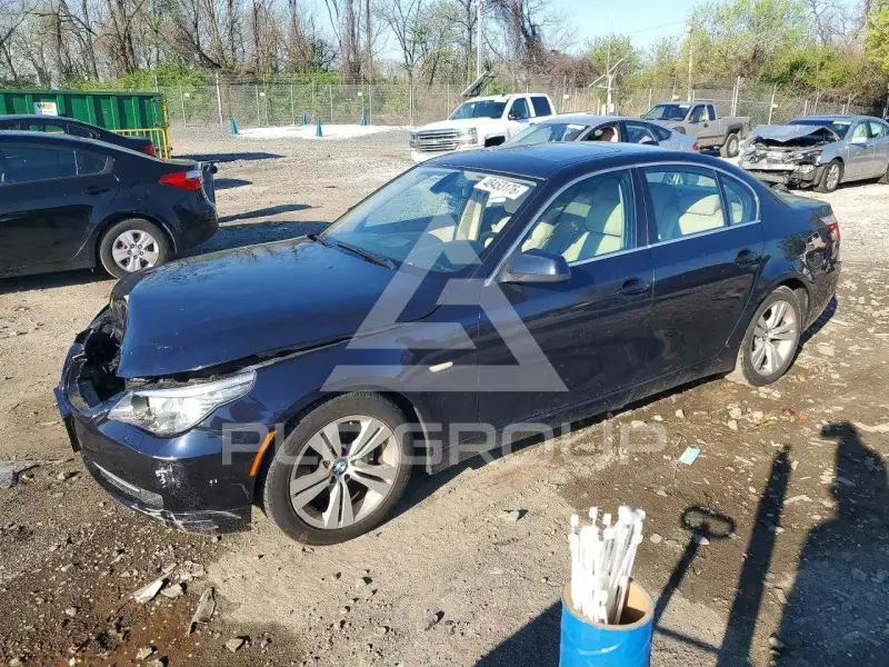 2010 BMW 528 photo
