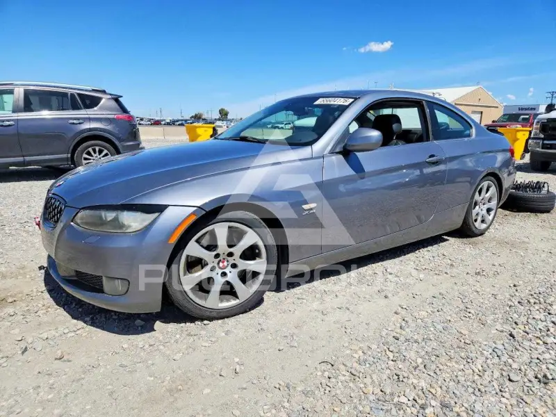 2010 BMW 335 фото