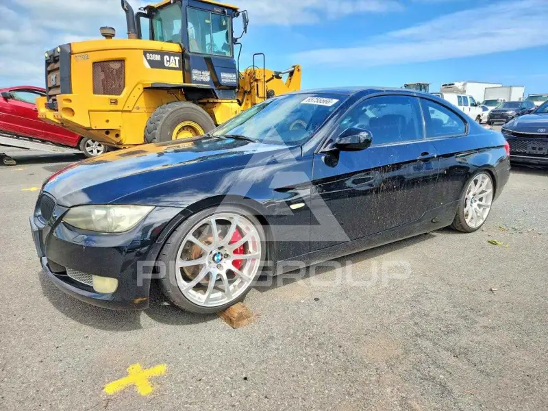 2010 BMW 335 photo