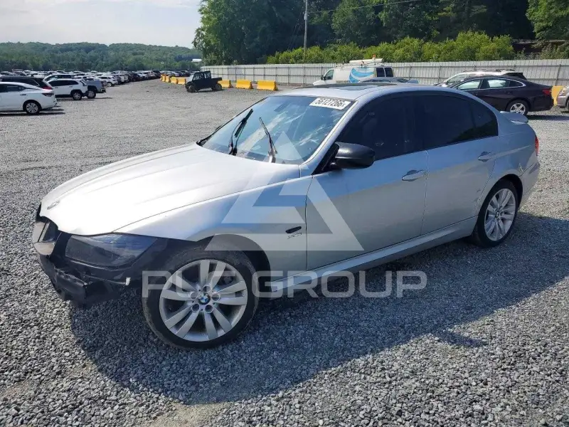 2010 BMW 335 photo