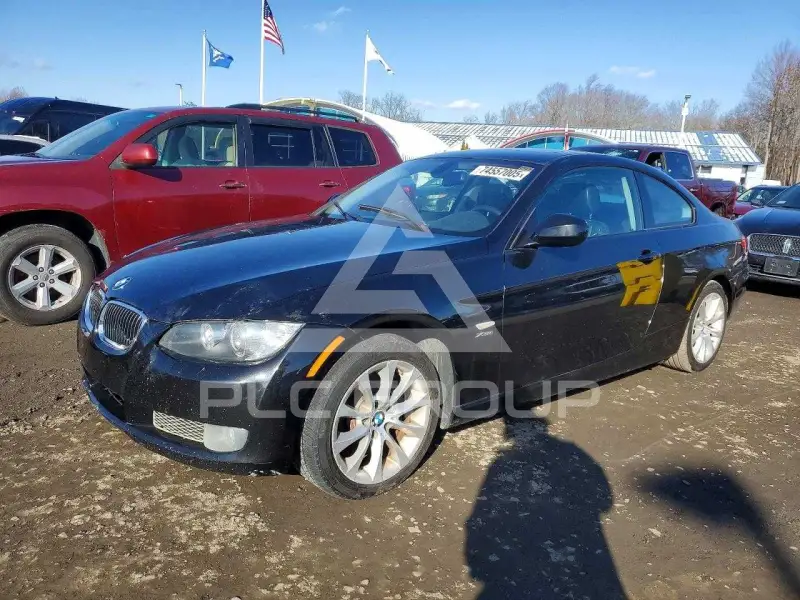 2010 BMW 335 photo