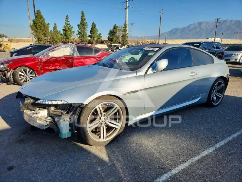 2010 BMW M6 фото