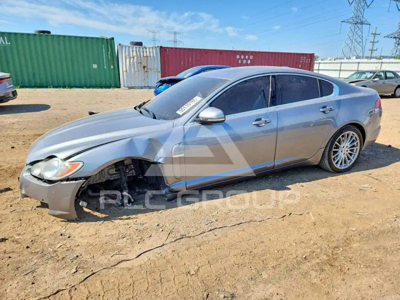 2010 Jaguar XF фото