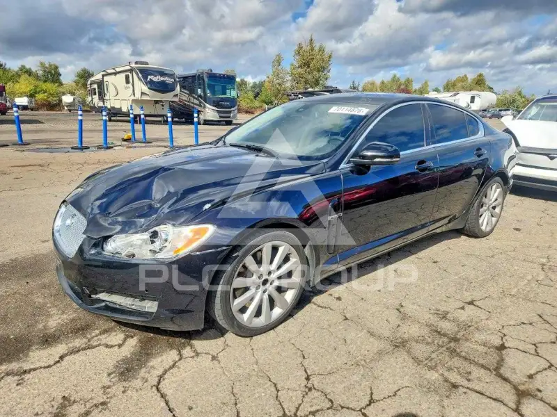 2010 Jaguar XF фото