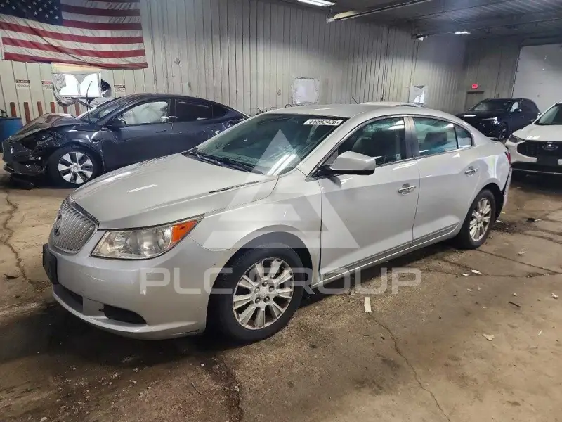 2010 Buick LACROSSE photo