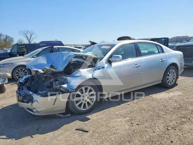 2010 Buick LUCERNE photo