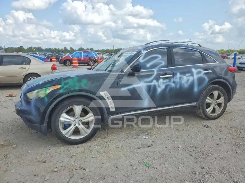 2010 Infinity FX фото