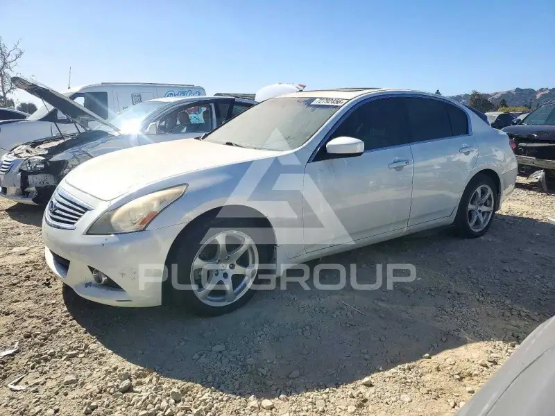 2010 Infinity G37 фото