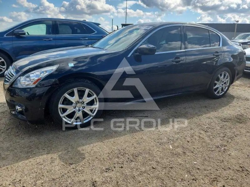 2010 Infinity G37 photo