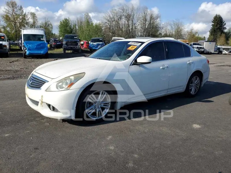 2010 Infinity G37 фото