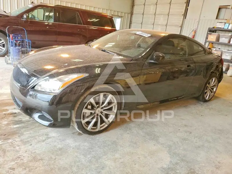 2010 Infinity G37 фото