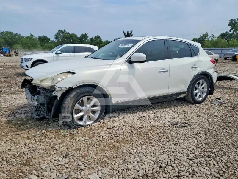 2010 Infinity EX35 фото