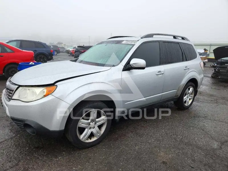 2010 Subaru Forester photo