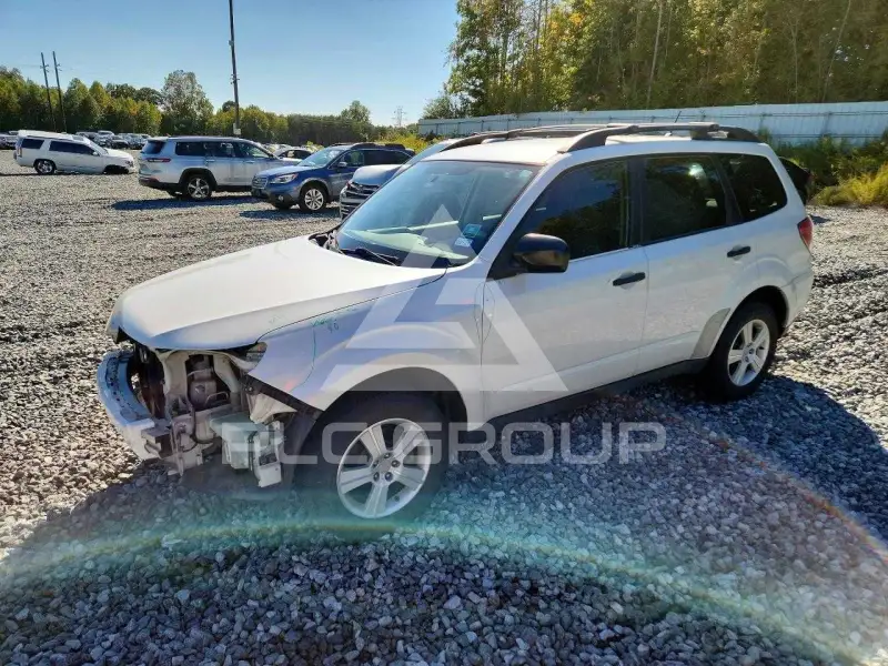 2010 Subaru Forester фото