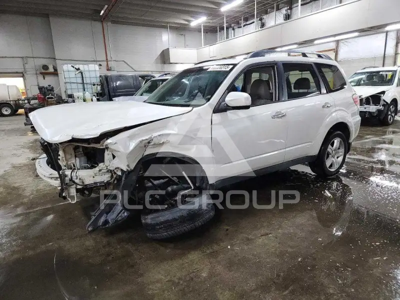 2010 Subaru Forester фото