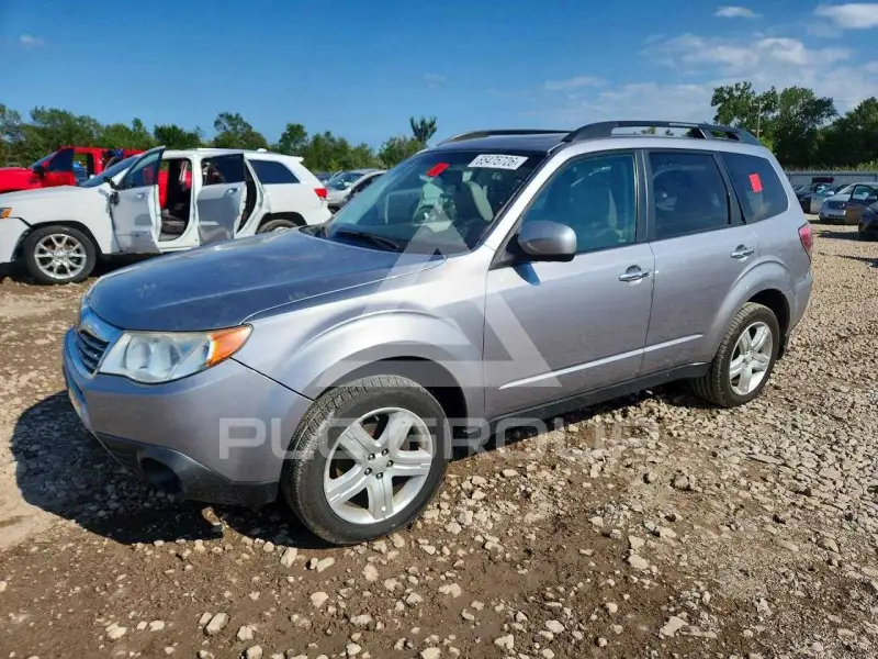 2010 Subaru Forester фото
