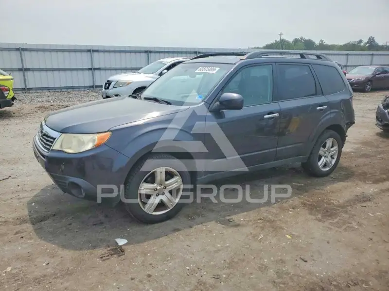 2010 Subaru Forester photo