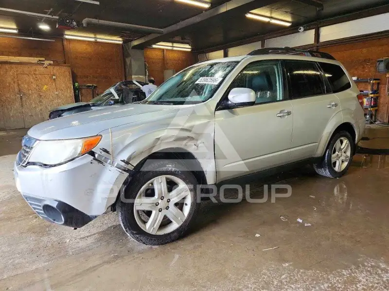 2010 Subaru Forester фото