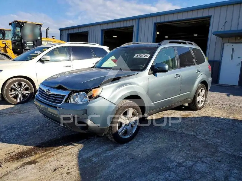 2010 Subaru Forester фото