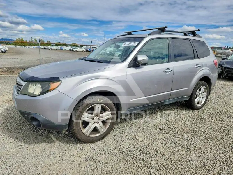 2010 Subaru Forester фото