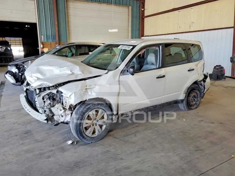2010 Subaru Forester photo
