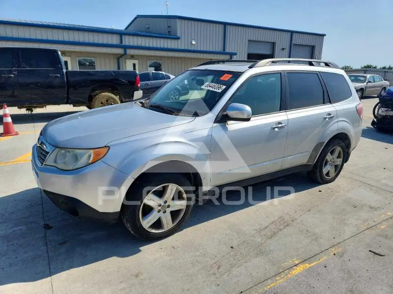 2010 Subaru Forester фото