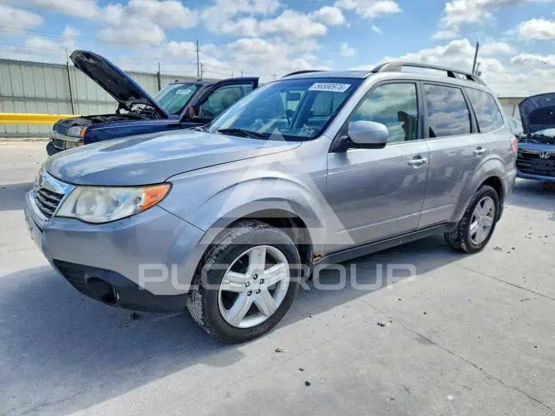 2010 Subaru Forester фото