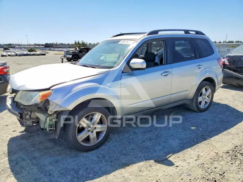 2010 Subaru Forester фото