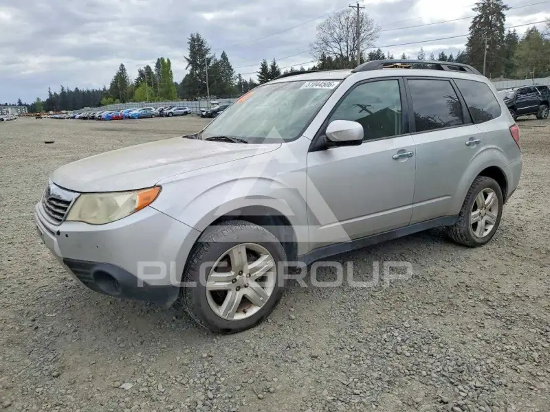 2010 Subaru Forester photo