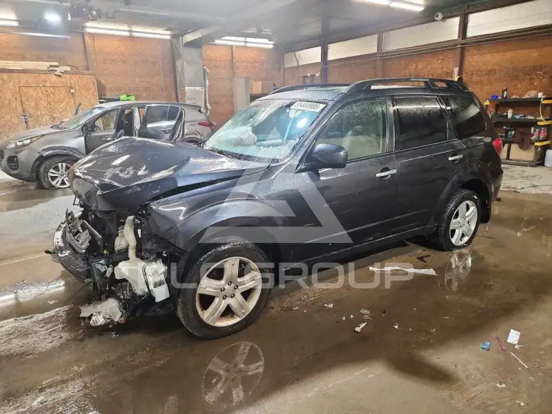 2010 Subaru Forester photo