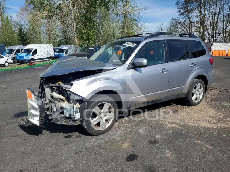 2010 Subaru Forester photo