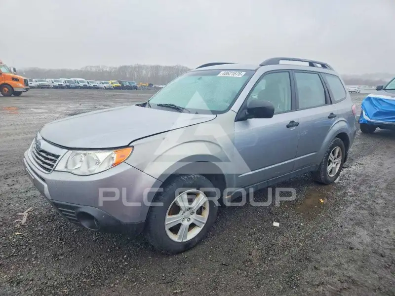 2010 Subaru Forester photo